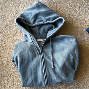 boyfriend zip up moletom com capuz aritzia